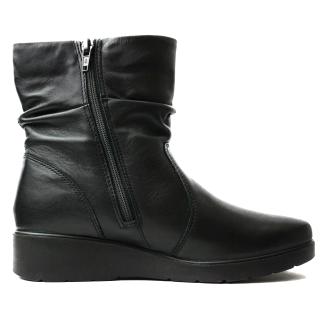 ENVAL SOFT ANKLE BOOTS IN BLACK CALFSKIN WITH ULTRAFLEX BOTTOM