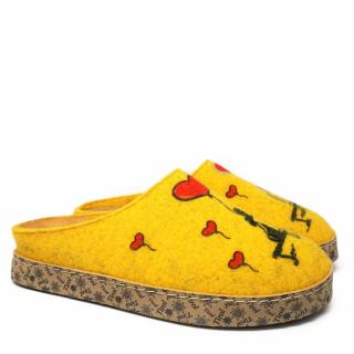 TIROL MP04 YELLOW MERINO WOOL SLIPPER WITH HEARTS AND REMOVABLE LEATHER FOOTBED