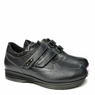 DUNA SHOE PREPARED IN BLACK LEATHER WITH DOUBLE STRAP REMOVABLE FOOTBED AND WIDE FIT