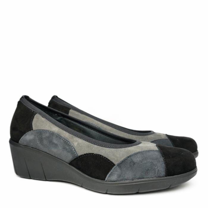SOFFICE SOGNO DÉCOLLETÉ IN VERY SOFT GRAY AND BLACK SUEDE