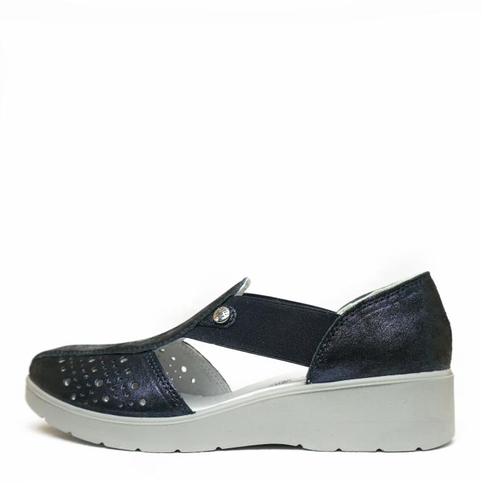 ENVAL SOFT CLOSED TOE SANDAL IN PERFORATED BLUE LEATHER WITH ELASTICS - photo 2